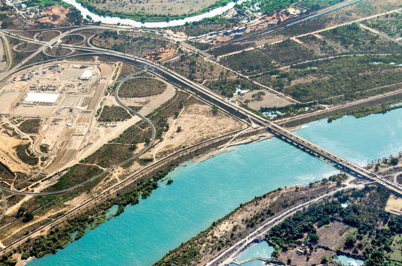 Obra realizada por Grupo INDI Puente marítimo Ignacio Chávez, Lázaro Cárdenas, Michoacán